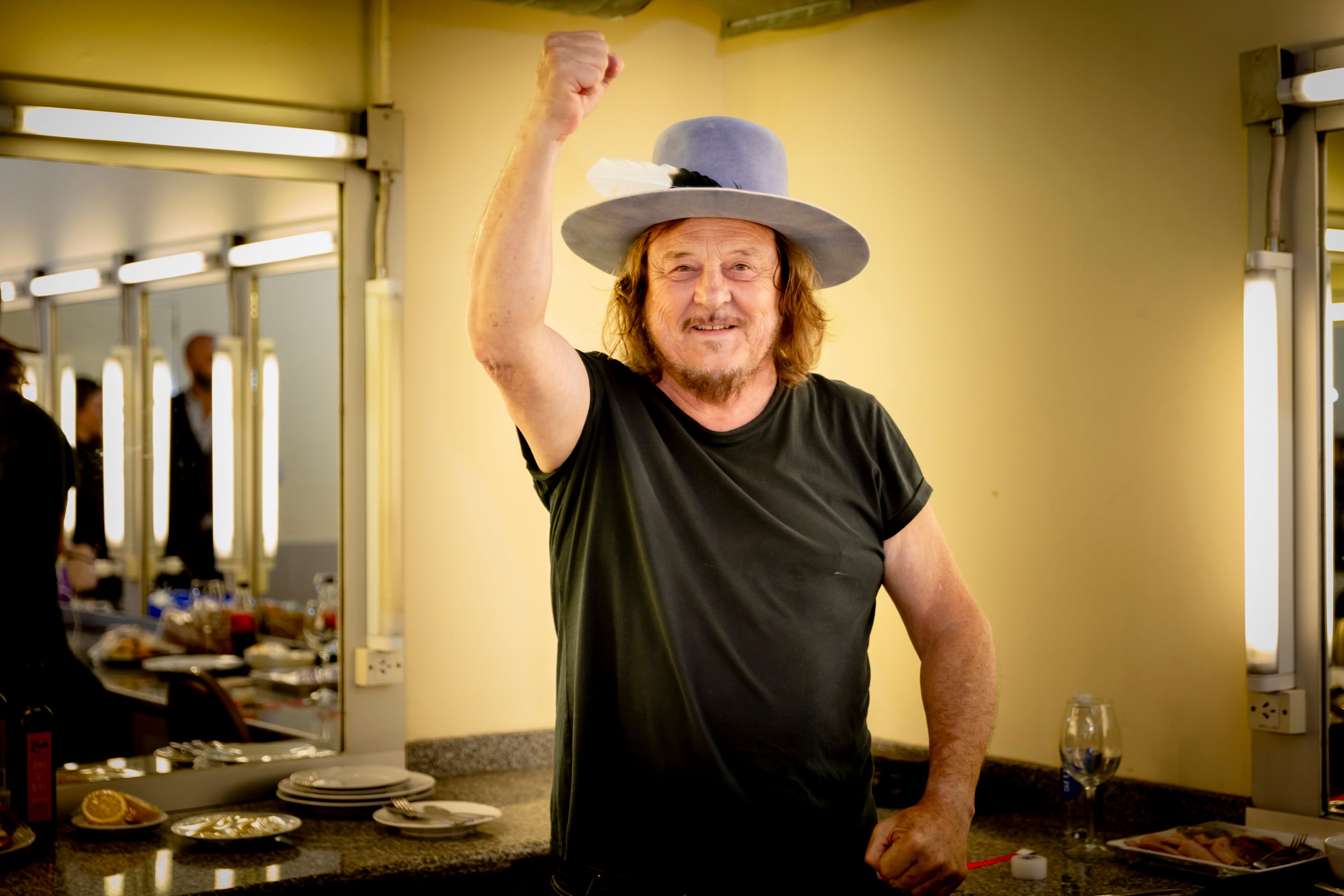 Zucchero, a los 68 años. Está realizando una gira mundial. 