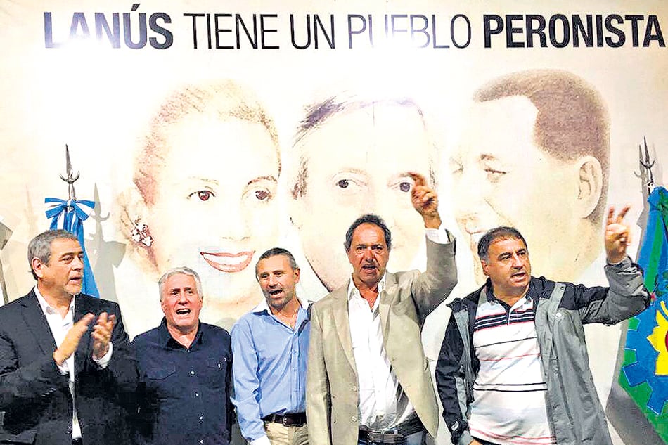 Daniel Scioli compartió ayer escenario en Lanús con Jorge Ferraresi, Darío Díaz Pérez y Edgardo Depetri.