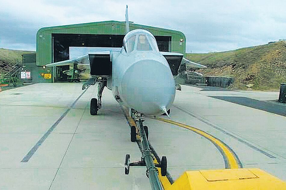 Entre noviembre y diciembre hubo al menos cuatro vuelos militares entre Brasil y Malvinas.