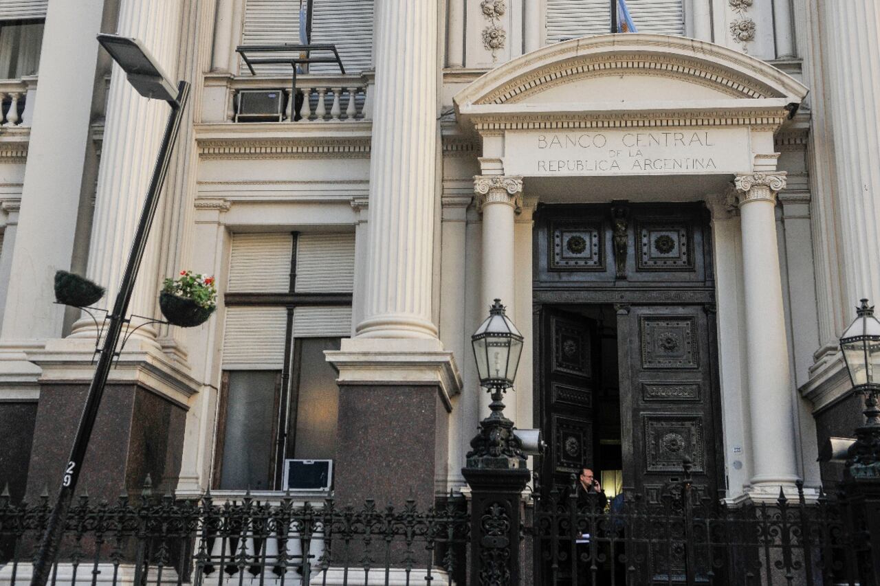 El Central fijó un piso de tasa de interés para colocaciones de hasta 4 millones de pesos.