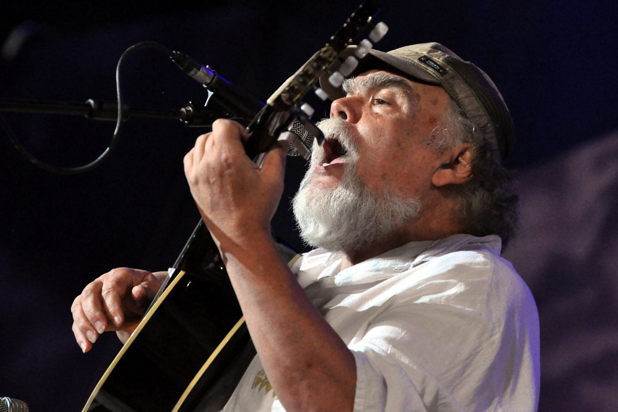 Rafael Amor, medio siglo de carrera artística.