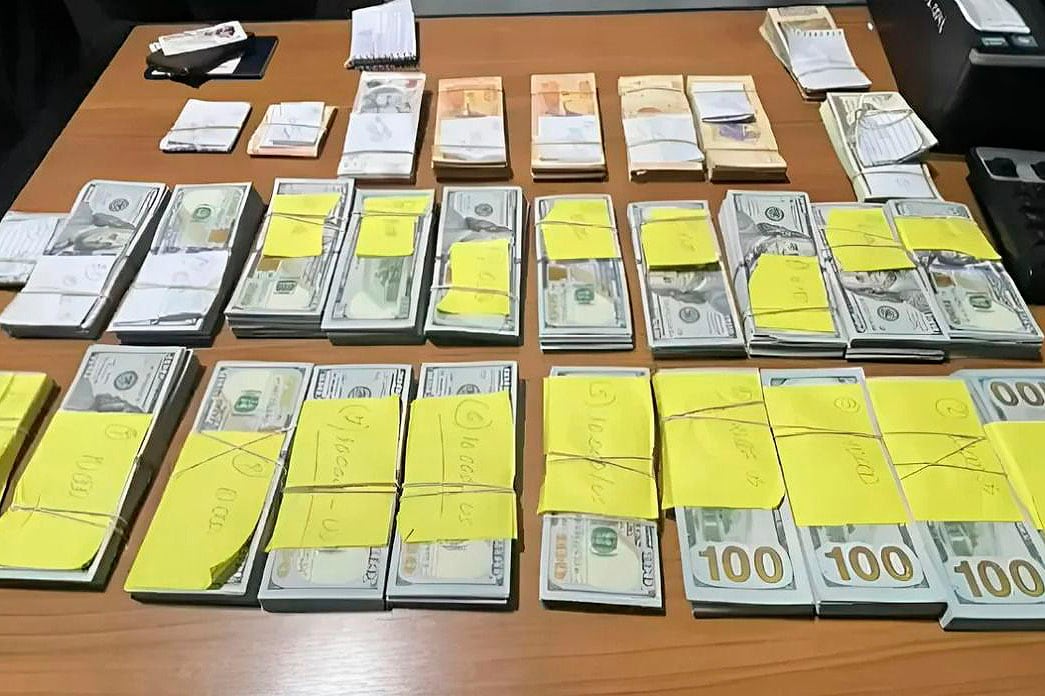 La Aduana detectó 211 mil dólares, 646 mil pesos argentinos y 3.900.000 guaraníes.