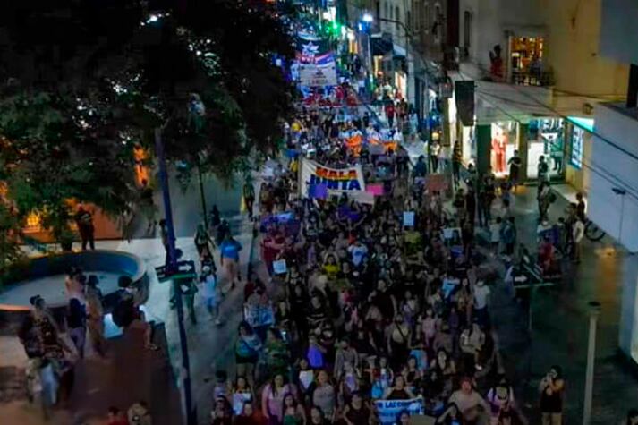 Foto de archivo de marcha feminista en La Rioja