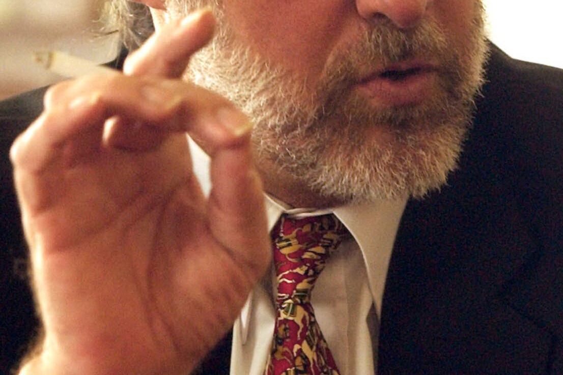 Bielsa valora la posibilidad que tiene de leer, observar y escribir.