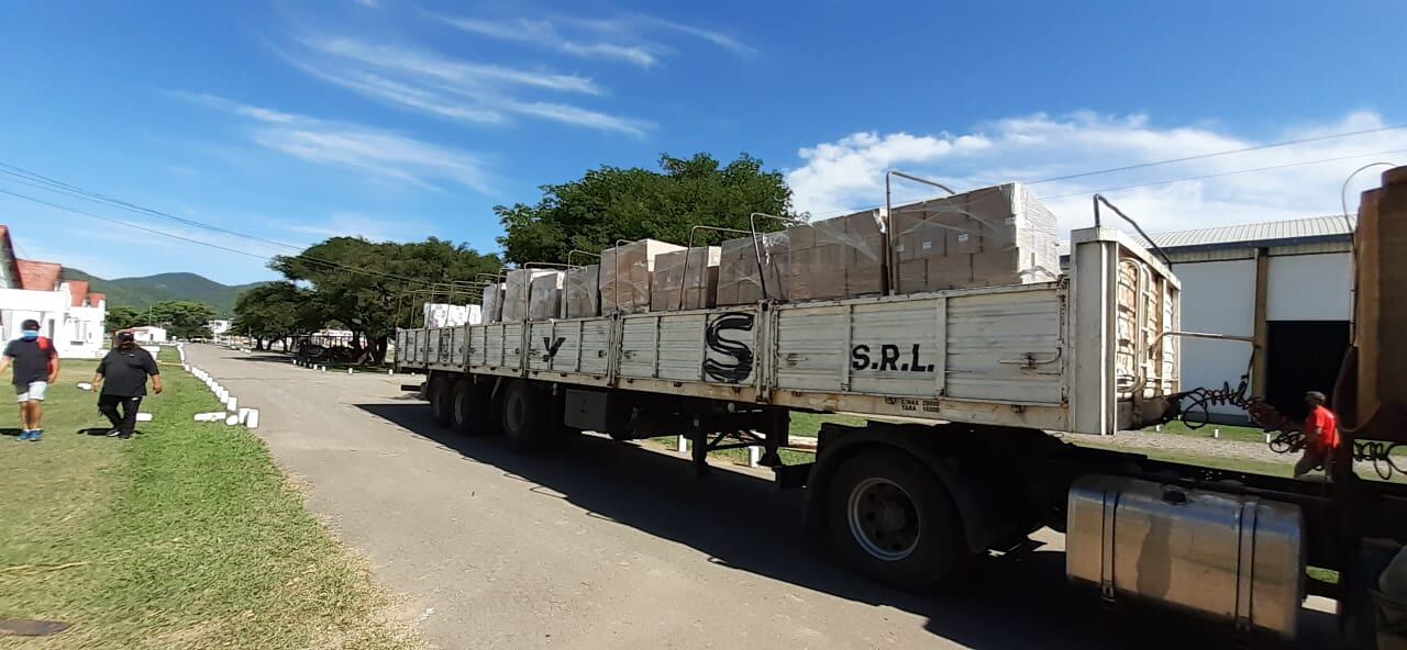 Insumos para comunidades indígenas