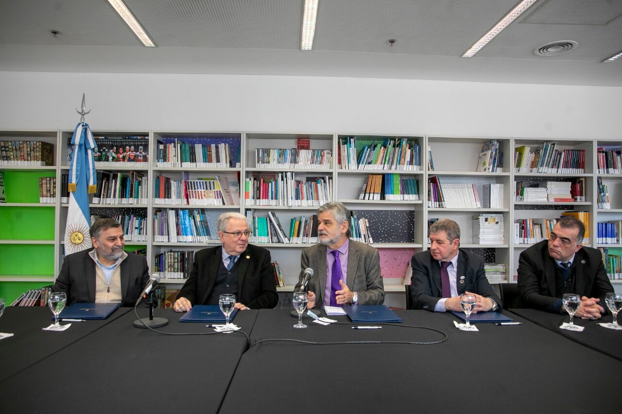 "La demanda es global y nosotros necesitamos incidir en eso y abrir un camino que seguirá", detalló el ministro Daniel Filmus. Foto: Ministerio de Ciencia.