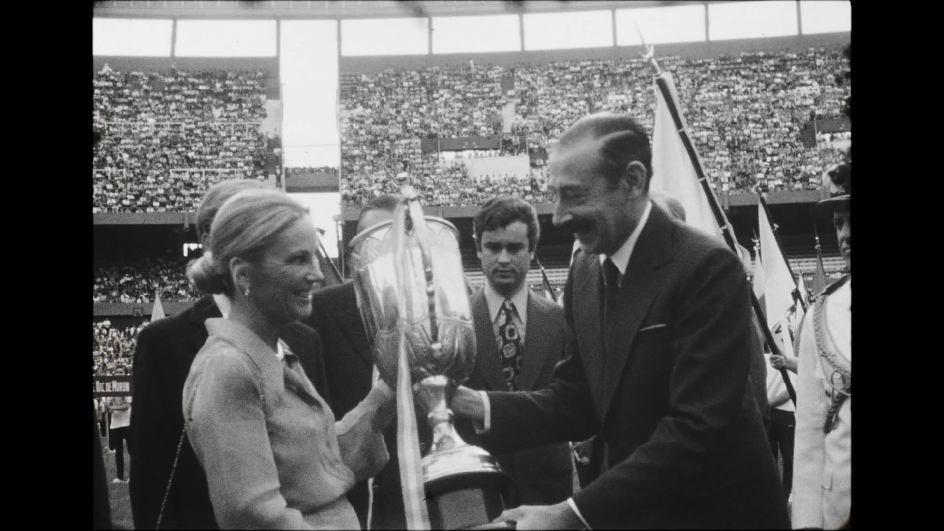 El dictador Videla aparece en imágenes inéditas