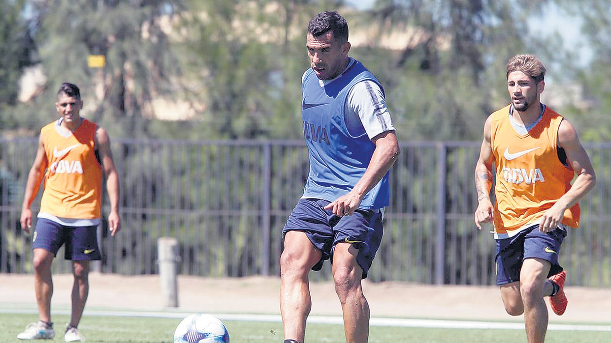 Aunque no firmó su contrato, Tevez trabaja en Los Cardales a las órdenes de Guillermo.