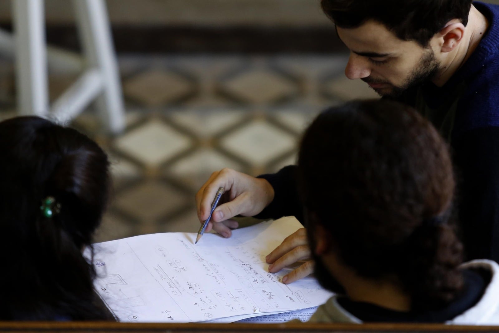 Inscripción a carreras y becas 2024