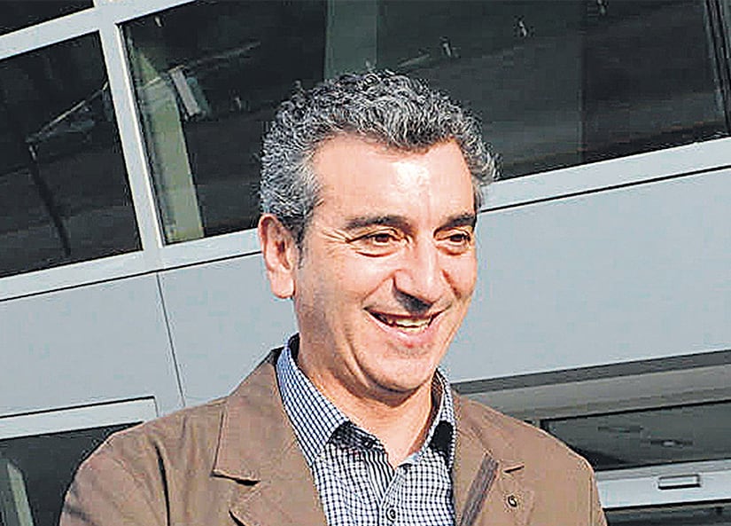 El ex ministro competirá con el sello del PJ.