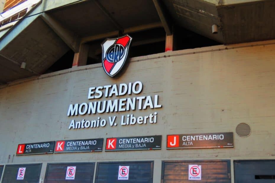 River cumple 121 el 25 de mayo