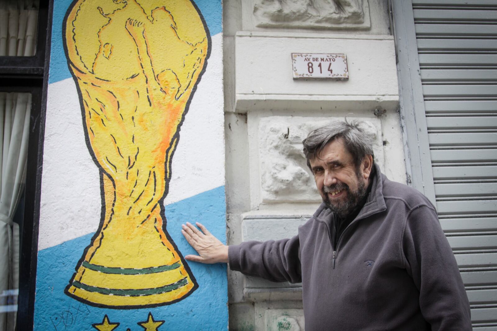 "A los periodistas deportivos nos han puesto en el lugar de energúmenos violentos. Los intelectuales hicieron un laburo ahí, medio despectivo"