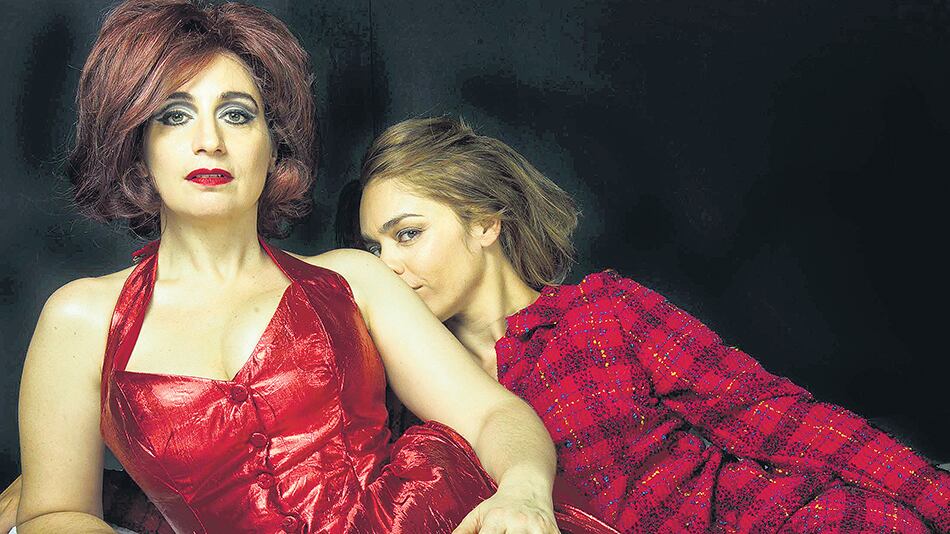 Muriel Santa Ana y Belen Blanco