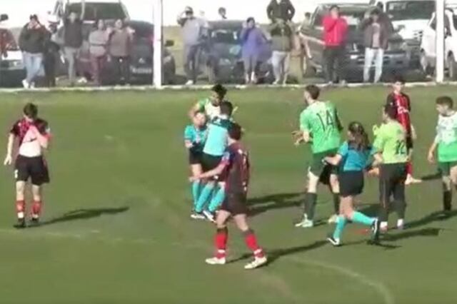 "Le caerá todo el peso de la ley", sostuvo el titular de la Agencia de Prevención de la Violencia en el Deporte (Aprevide) sobre el agresor detenido.