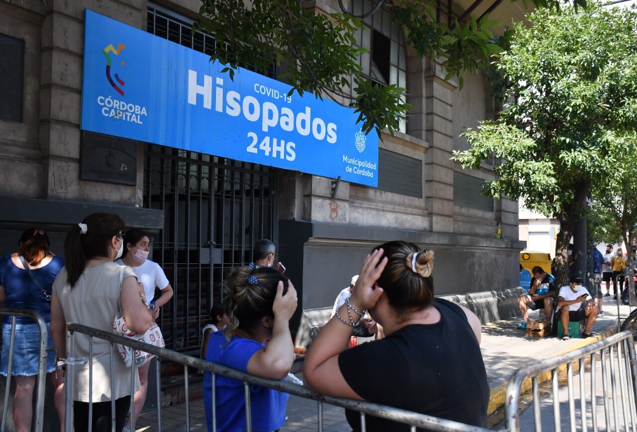 Hay por el momento 1102 personas internadas en Unidades de Terapia Intensiva