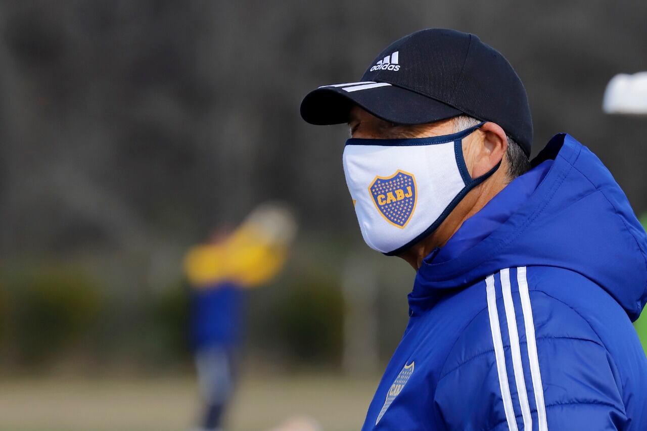 Miguel Russo sumó una nueva preocupación por los casos de coronavirus en el plantel.