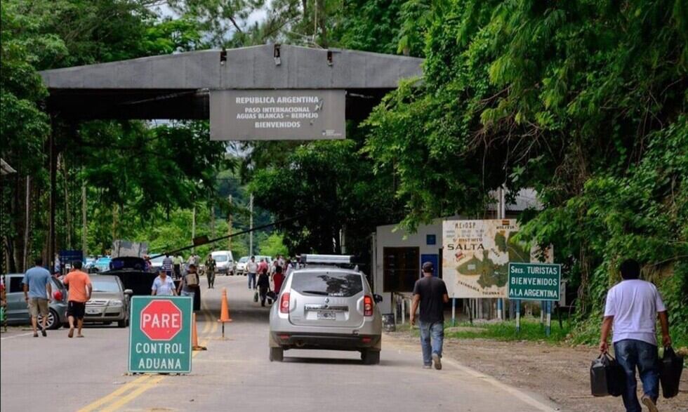 El control en el puente internacional Bermejo-Aguas Blancas