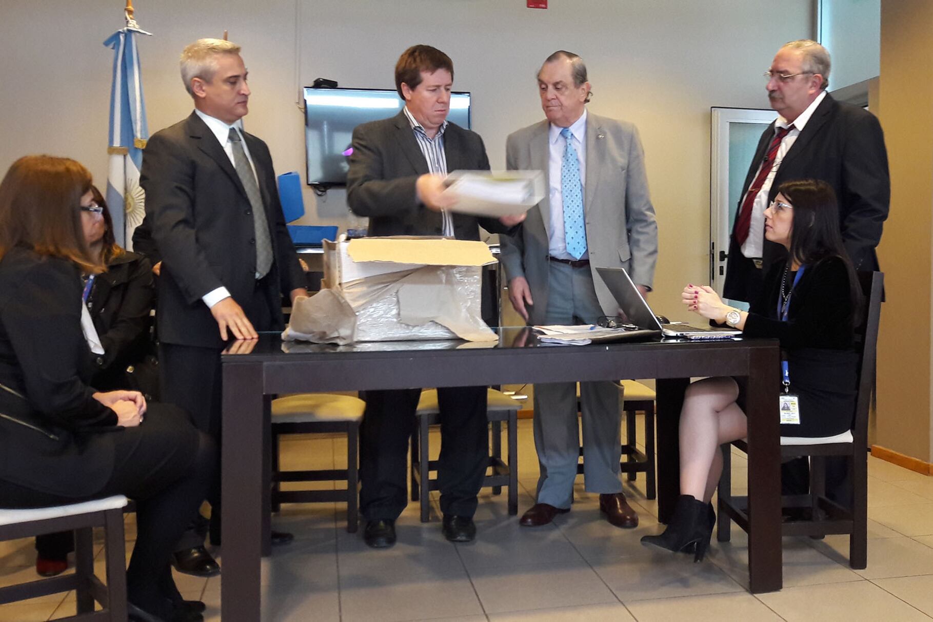 Garibay, Fascendini y Seghezzo dieron a conocer las ofertas.