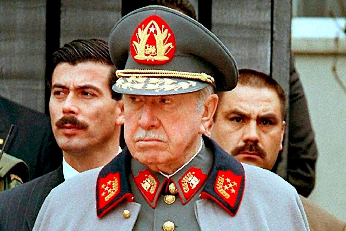 Tras la muerte de Pinochet en 2006, los fondos investigados fueron transferidos a familiares directos