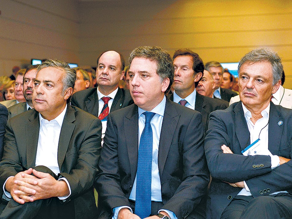 Nicolás Dujovne, ministro de Hacienda. Un modelo de equilibrio con menos déficit y más importaciones.