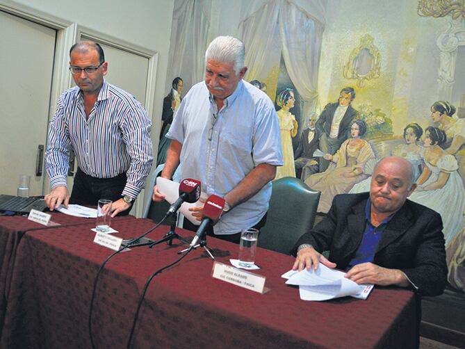 Los empresarios del calzado advirtieron sobre la grave situación del sector.