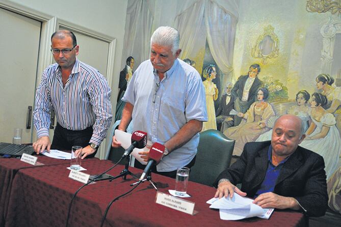 Los empresarios del calzado advirtieron sobre la grave situación del sector.