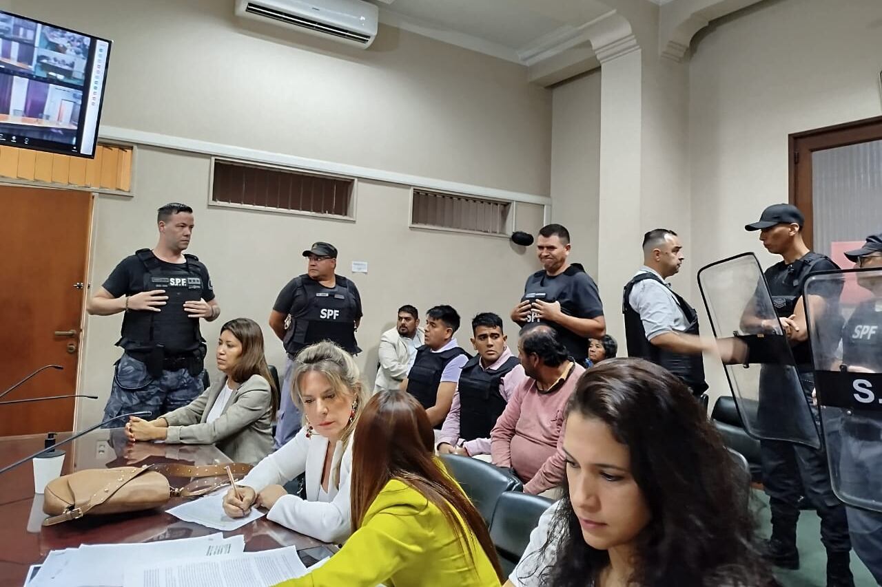 Los Bejarano, detrás del equipo de la defensa pública