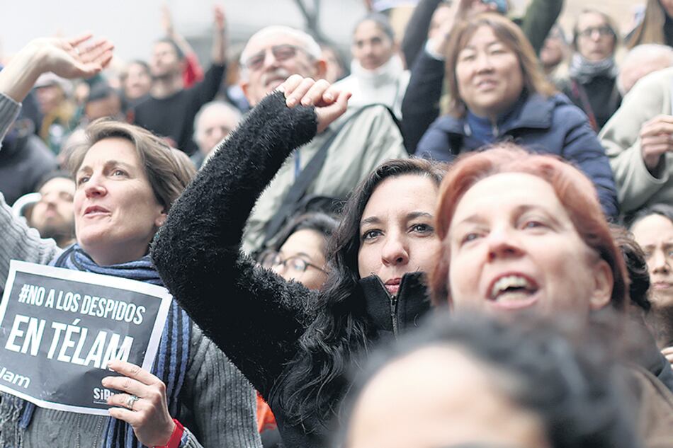 En la agencia de noticias Télam la semana pasada se conocieron 357 despidos.