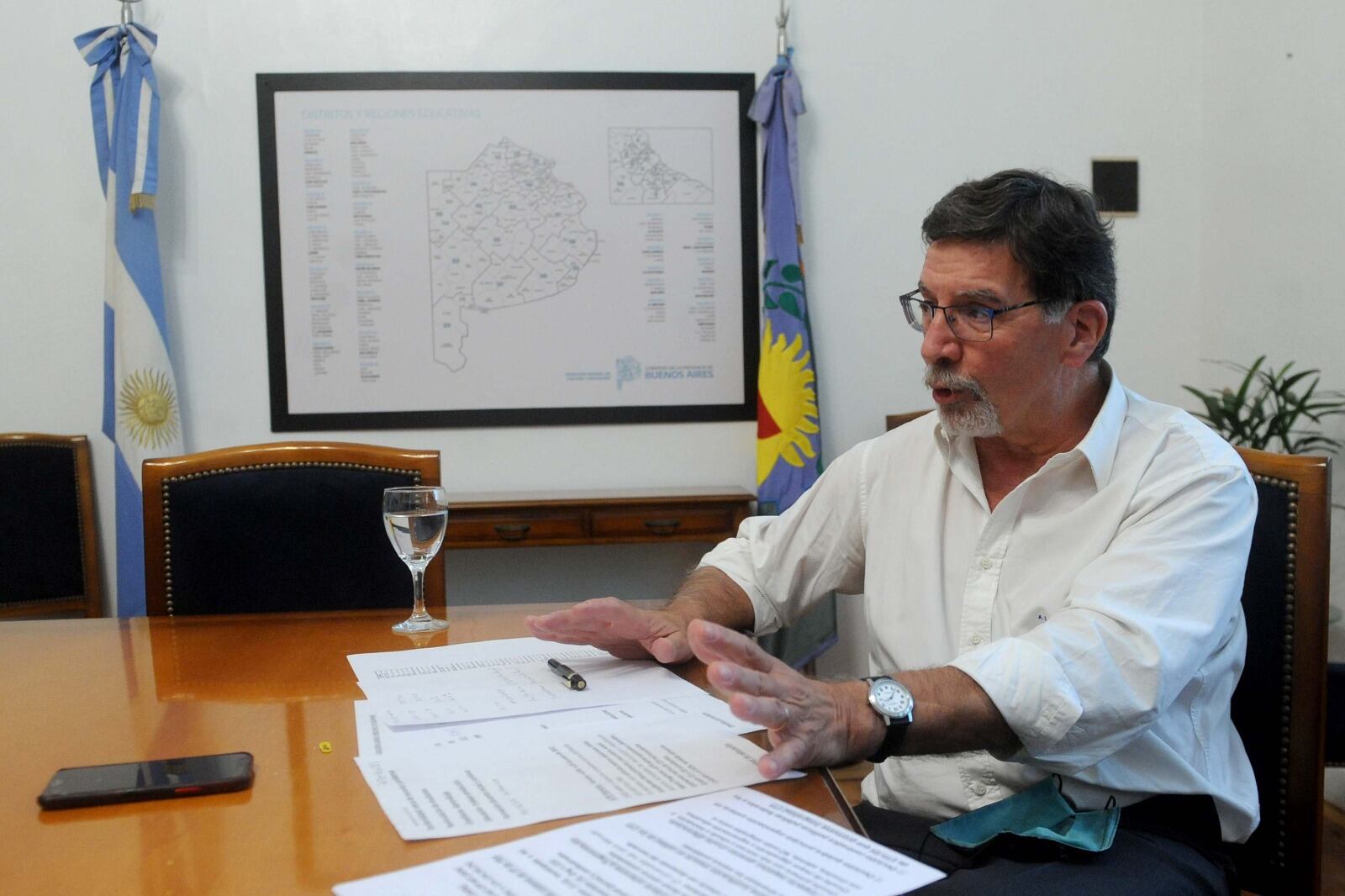 "El mundo está saliendo de viejos esquema y nos parece que era momento de hacerlo", asegura Sileoni.