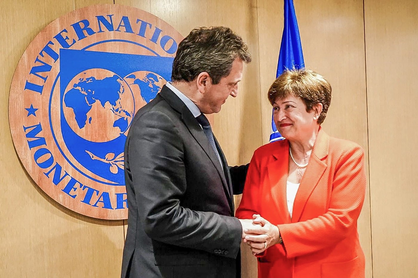 El ministro de Economía, Sergio Massa, junto a la Directora Gerente del FMI, Kristalina Georgieva.