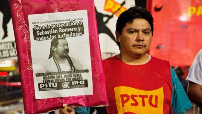 Ruiz cuando aún estaba libre y pedía por el fin de la persecusión a los "luchadores".