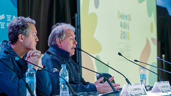 Larrosa y Werthein en la conferencia, Rodríguez Larreta se fue apurado.