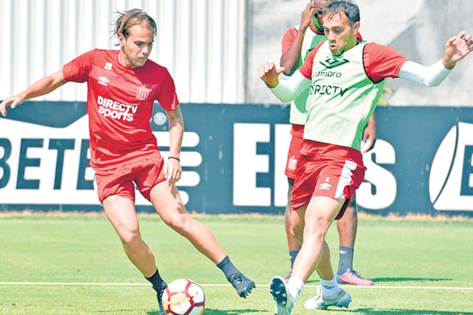 Cascini ante Desábato, juventud y experiencia en Estudiantes.