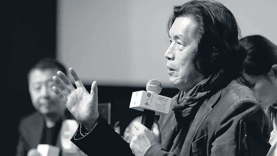 “La juventud en mi país enfrenta presiones muy duras, como las dificultades para hallar empleo”, dice Lee.