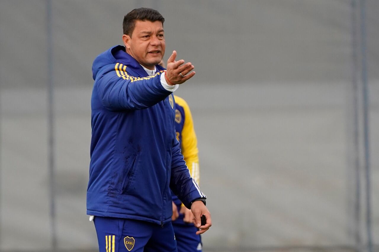 Battaglia mantiene una incógnita con el once inicial: el pibe Molinas