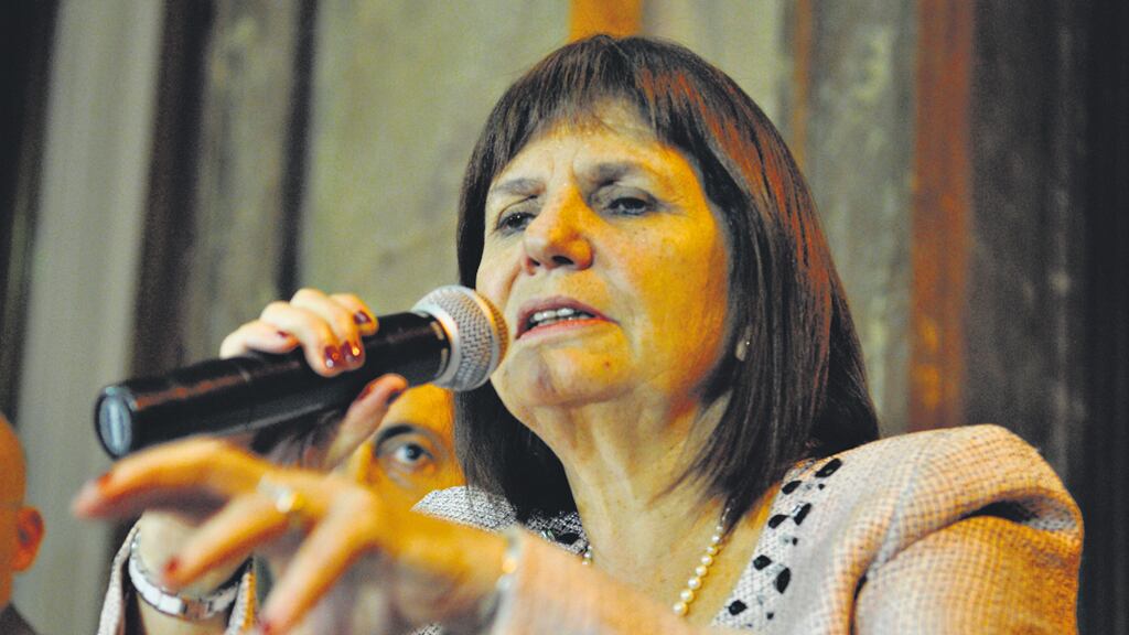 Bullrich mantendría su cargo, al menos hasta las elecciones.