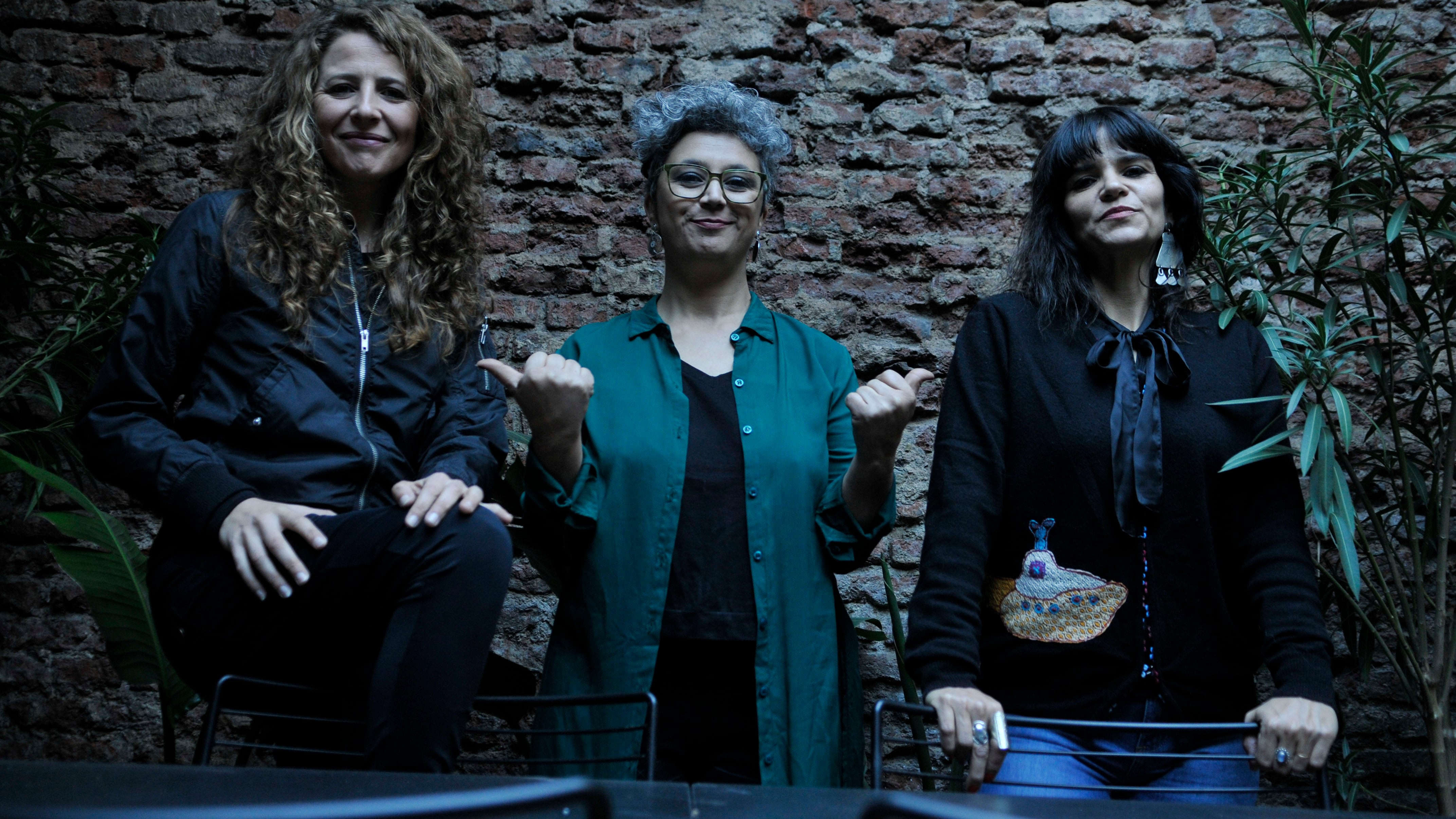 "Tratamos de evocar las juntadas en un patio con amigos", señalan las tres músicas.