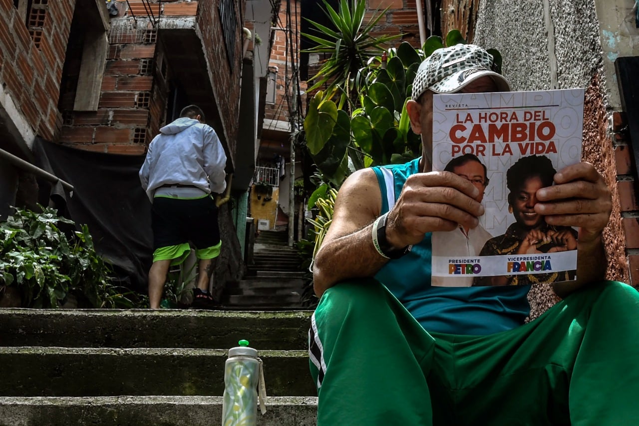 Propaganda electoral de Petro en Medellín, Colombia.