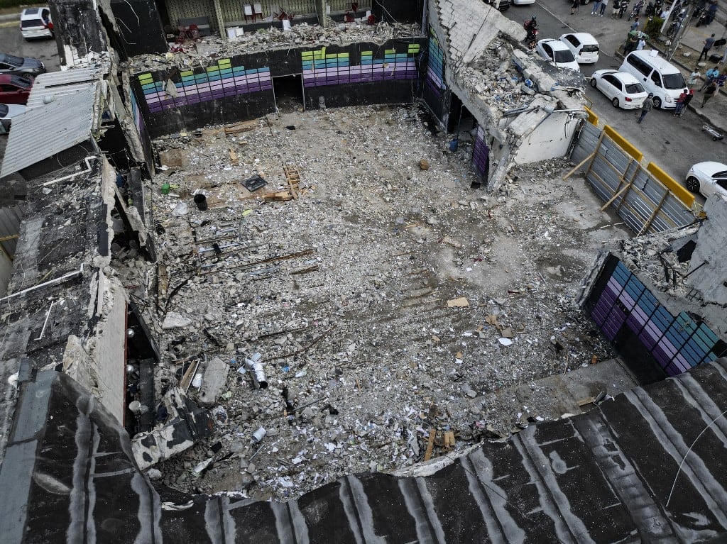 Vista aérea del derrumbe del Jet Set.