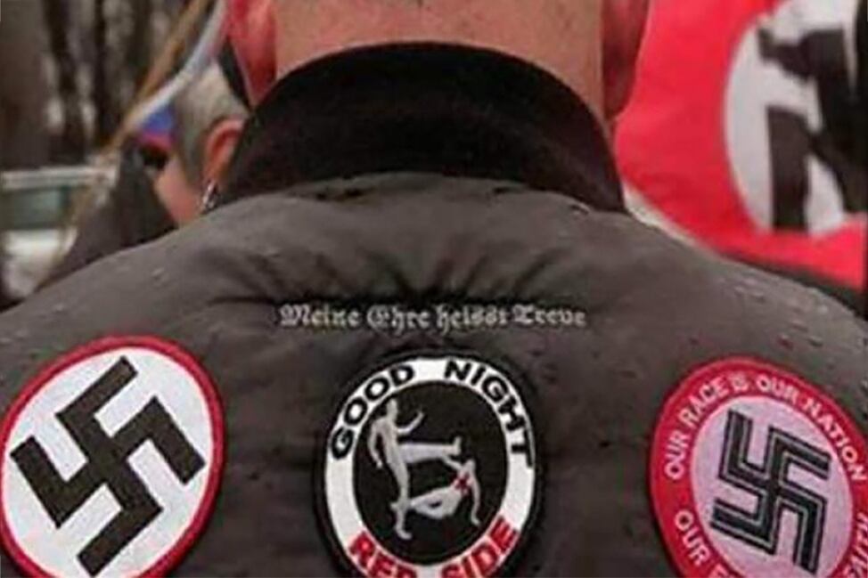 Autoridades policiales italianas desmantelaron una organización neonazi.