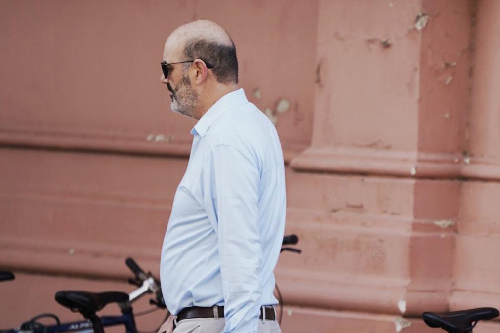 Sturzenneger vuelve a la carga con nuevos DNUs