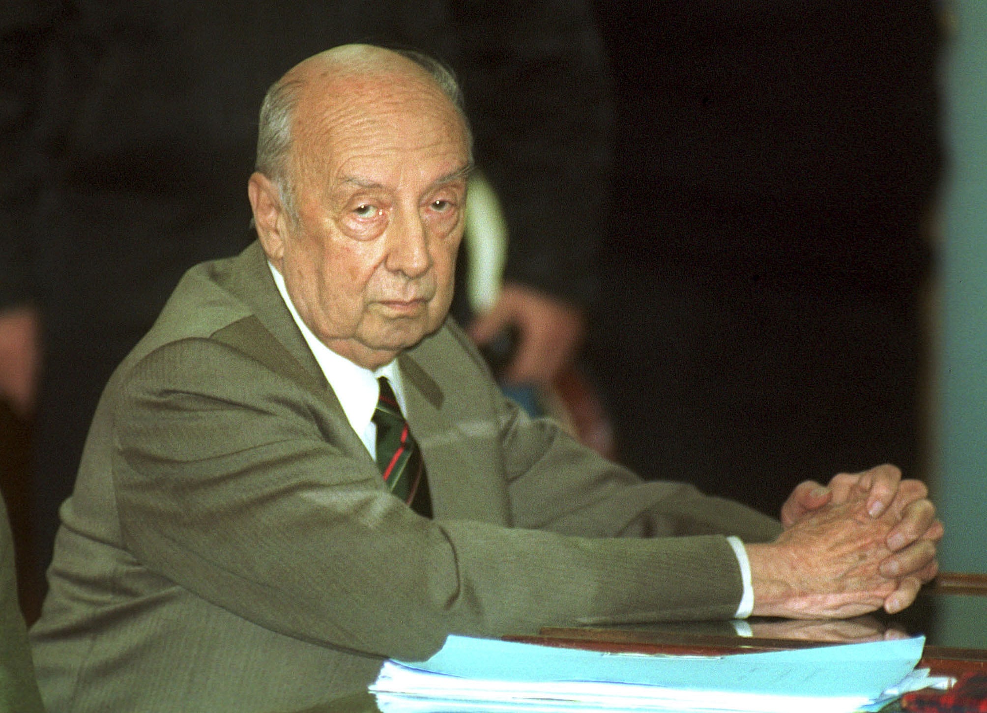 El hijo de Carlos Guillermo Suárez Mason forma parte del grupo de represores que hicieron la denuncia. En la foto, el padre.