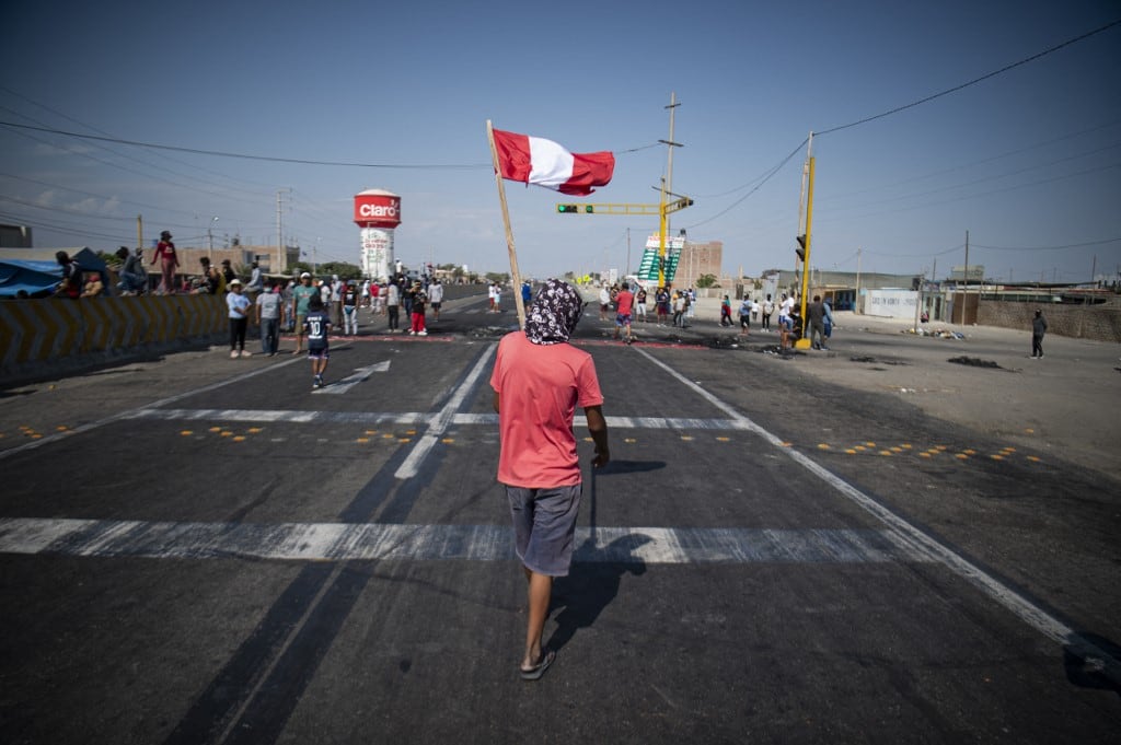 Uno de los múltiples cortes de ruta en Perú