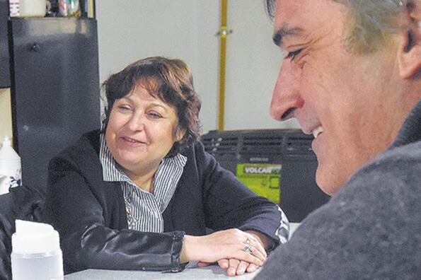 Graciela Ocaña y Esteban Bullrich siguen sin dar explicaciones sobre el financiamiento de su campaña.