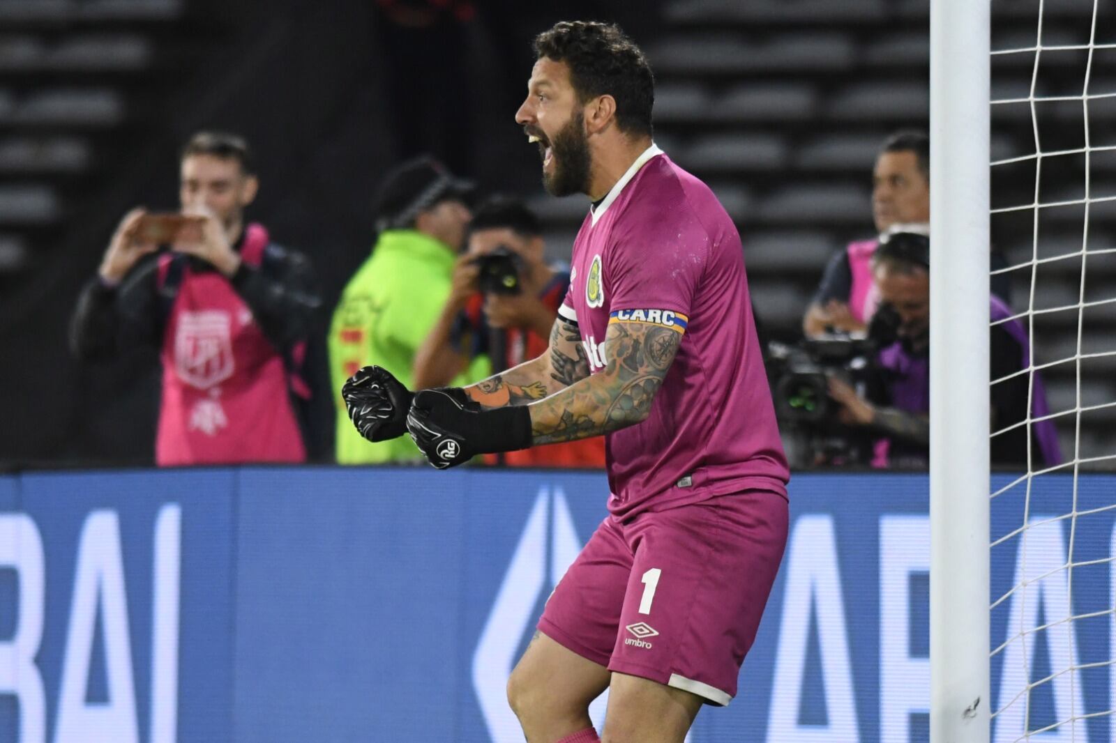 Broun atajó tres penales en Córdoba