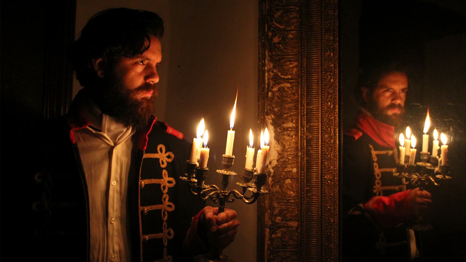 Andrés Araya García como Martín Miguel de Güemes. 