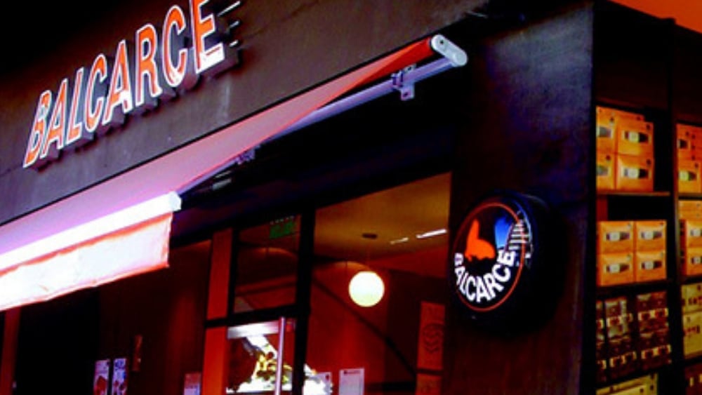 Balcarce ya cerró un local, bajó los días de trabajo en otro y podría producir nuevas clausuras.