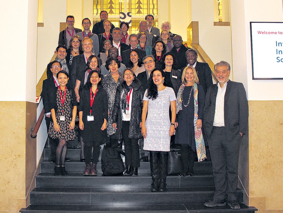 Participantes del primer simposio sobre distribución global, en La Haya.