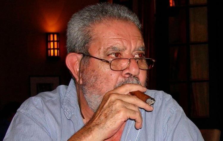 Tizziani proponía un realismo visceral, afilado por el lenguaje de ladrones y maleantes.