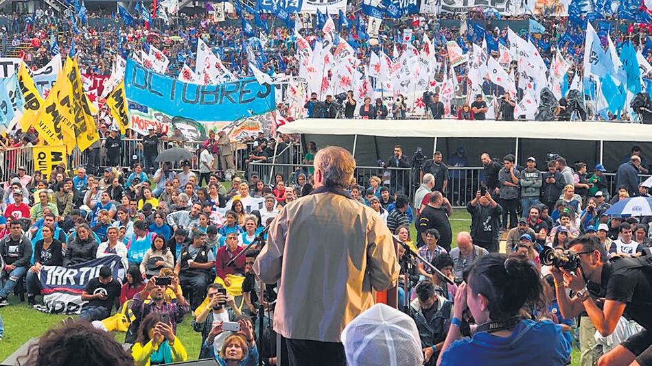 Según los organizadores, hubo 50 mil personas en Atlanta y otras 20 mil quedaron afuera.